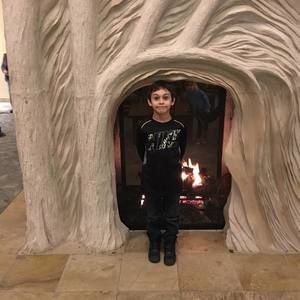 Meet your Posher, Austin